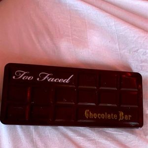 Chocolate Bar palette.
